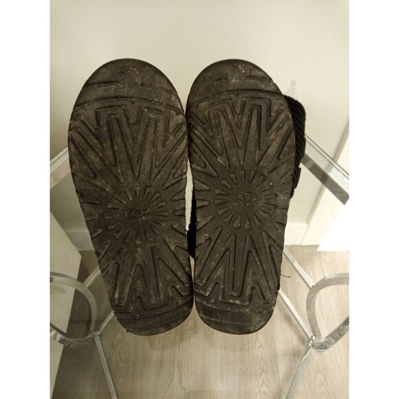 UGG Australia Big Girl's Size 4 or Equivalent Women's 6 Knit Wool Boots - Picture 7 of 9